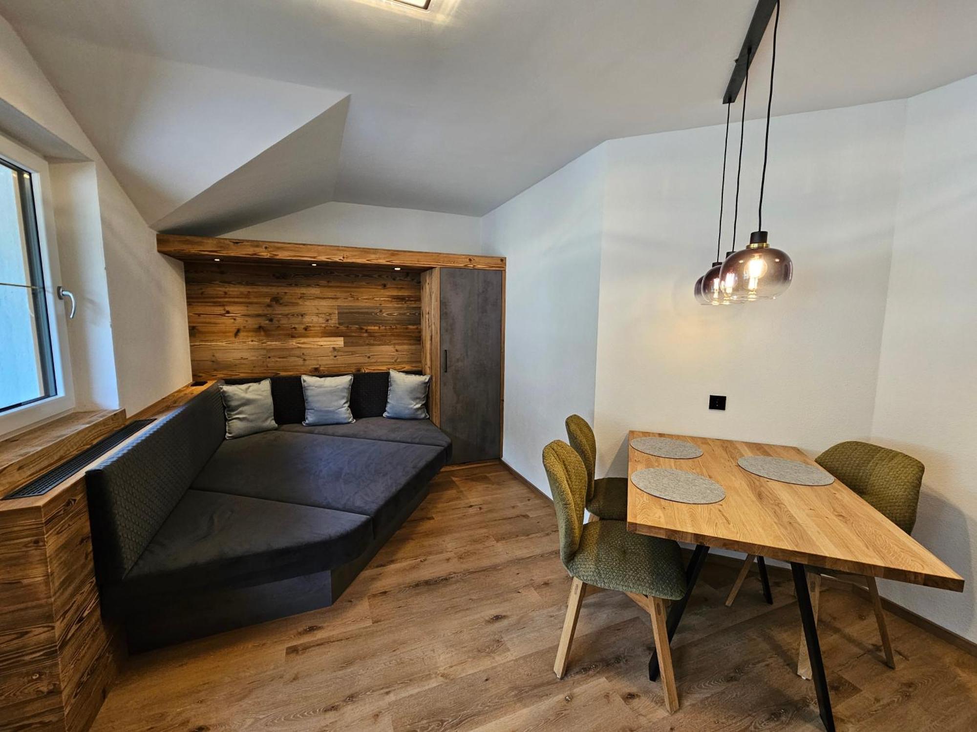Roasthof Apartments Neustift im Stubaital Exterior photo